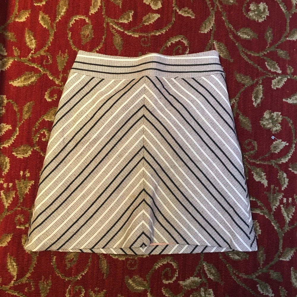 LOFT mid-length skirt.